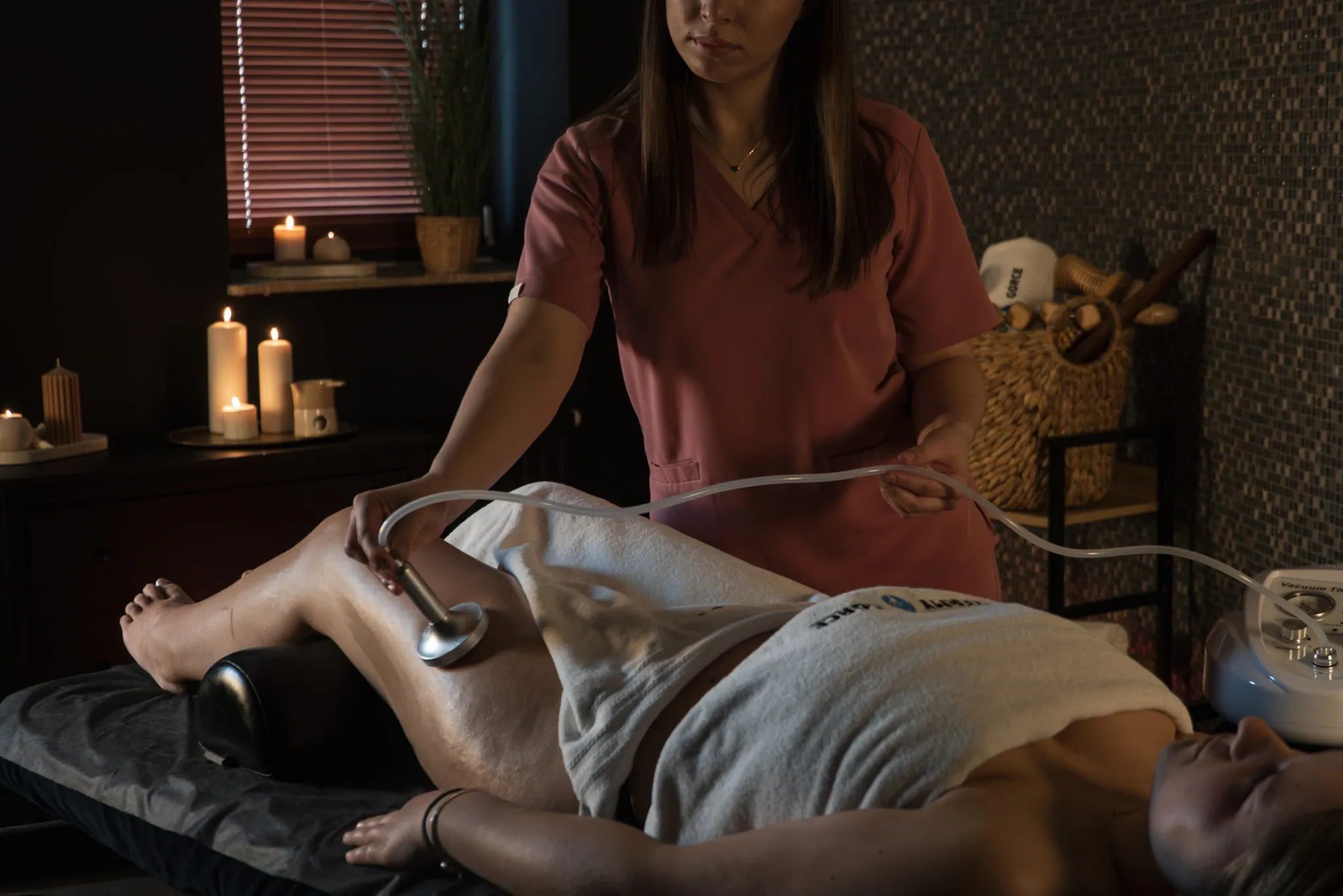 Próżniowy masaż antycellulitowy