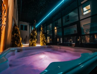 Jacuzzi